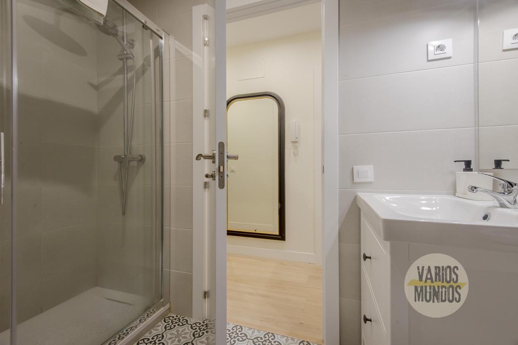 Downtown&New Apt Para 9Pax En La Plaza De Chueca Мадрид Екстериор снимка