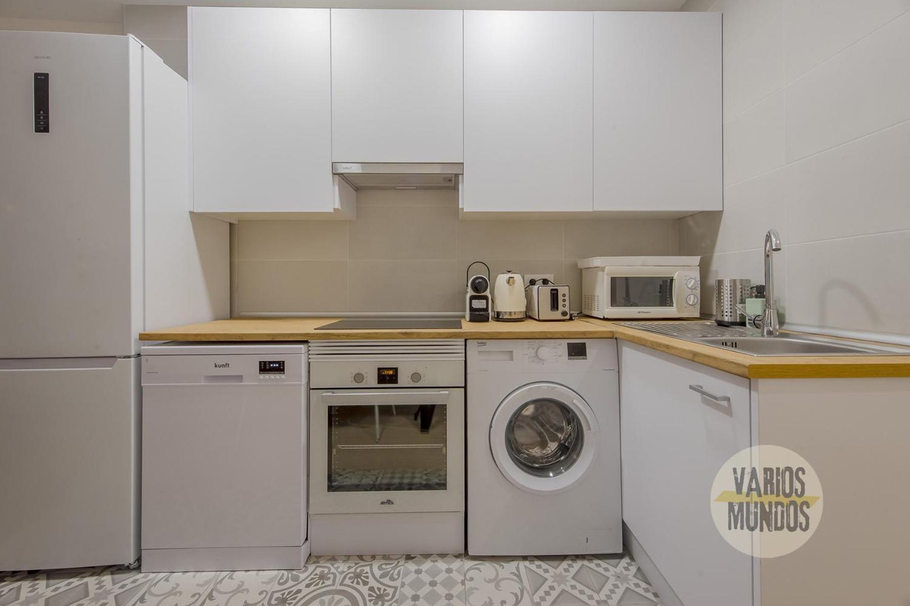 Downtown&New Apt Para 9Pax En La Plaza De Chueca Мадрид Екстериор снимка